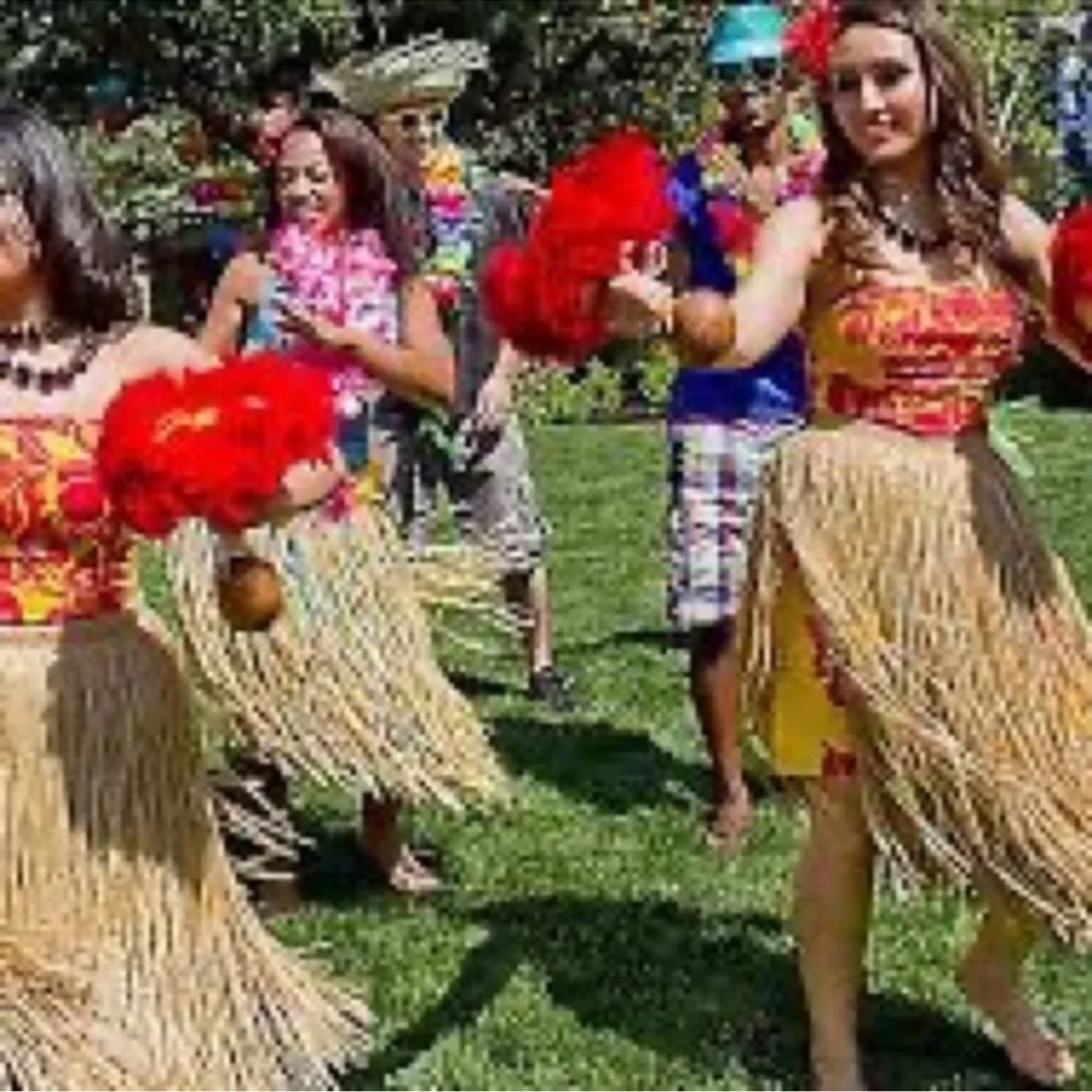 Luau Costume Set Grass Skirt Tropical Hawaiian Party Tiki Bar Island Decorations